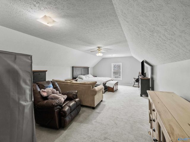 27601 Mclemore Drive, Harvest, AL 35749