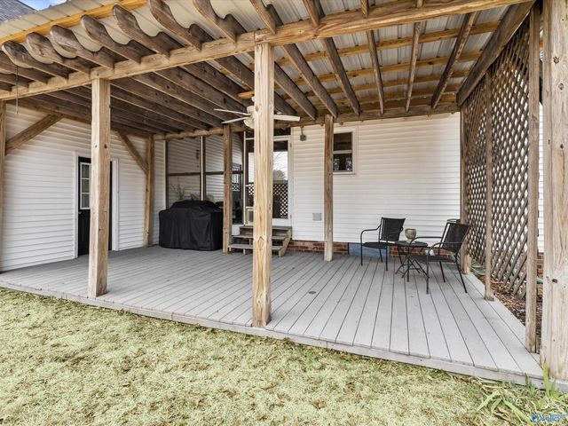 27601 Mclemore Drive, Harvest, AL 35749