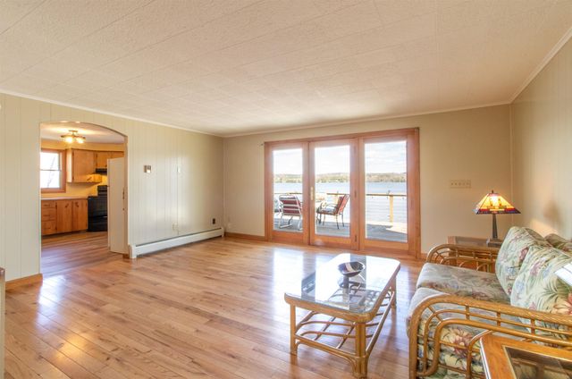 1925 Route 105, Derby, VT 05829
