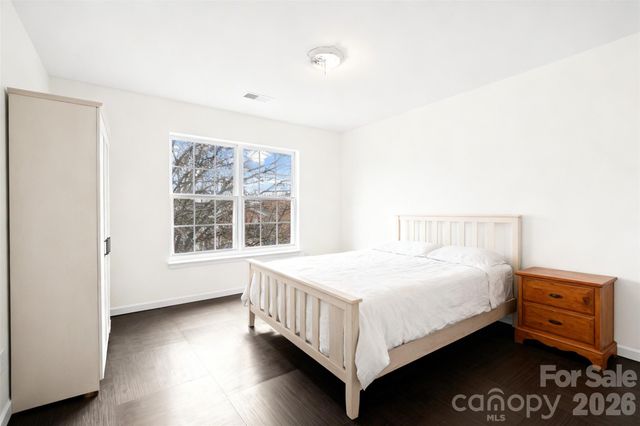 232 Wrayhill Drive, Charlotte, NC 28262