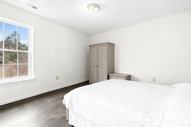 232 Wrayhill Drive, Charlotte, NC 28262