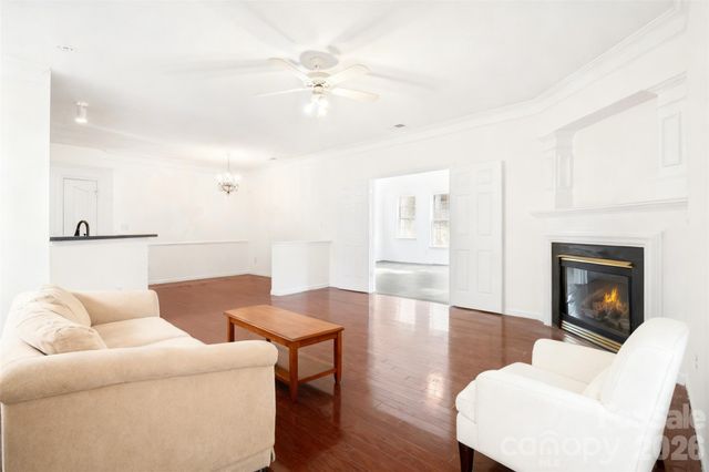 232 Wrayhill Drive, Charlotte, NC 28262