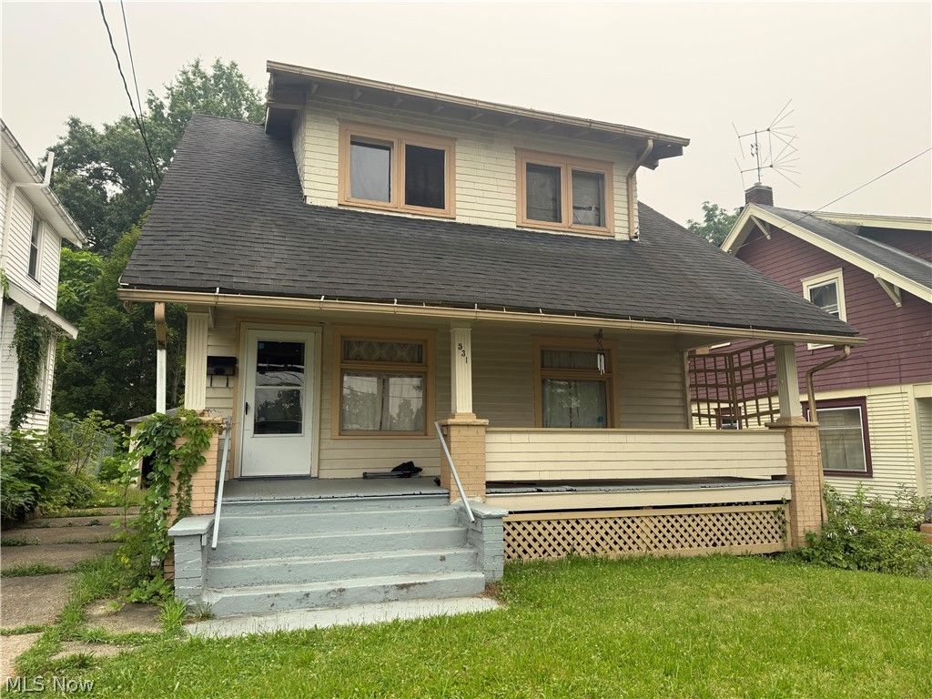 531 W Chalmers Avenue, Youngstown, OH 44511