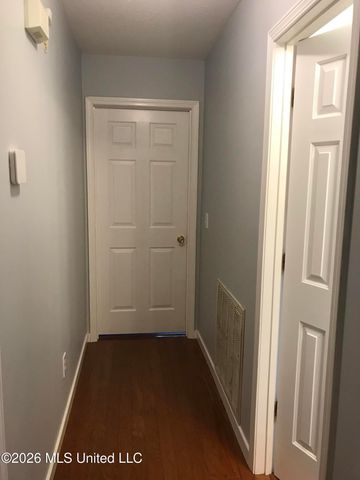 212 Cherrybark Lane, Brandon, MS 39047