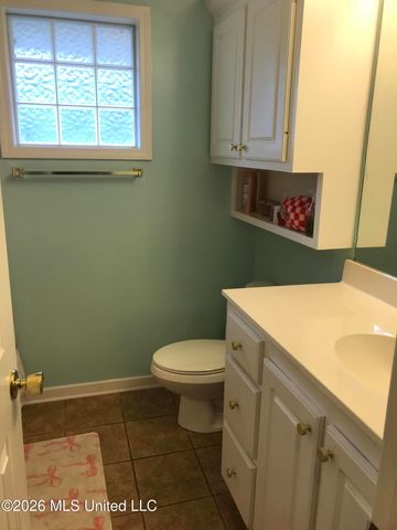 212 Cherrybark Lane, Brandon, MS 39047