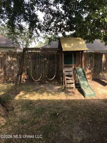 212 Cherrybark Lane, Brandon, MS 39047
