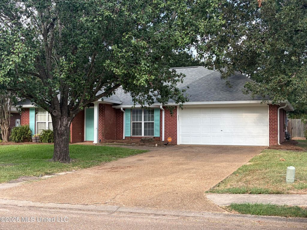 212 Cherrybark Lane, Brandon, MS 39047