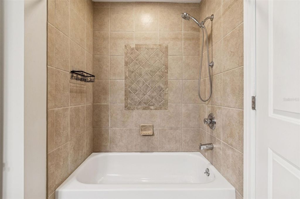 Image 11 of property listing at 101 S EOLA DRIVE 808, Orlando, FL 32801
