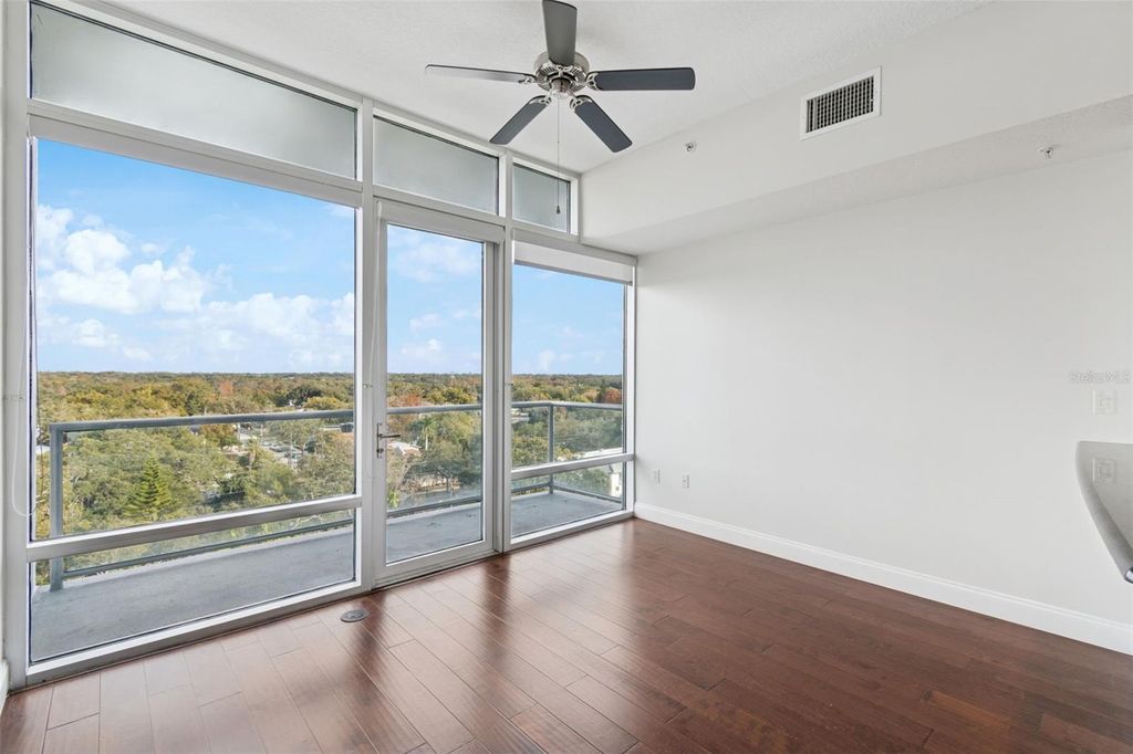 Image 19 of property listing at 101 S EOLA DRIVE 808, Orlando, FL 32801