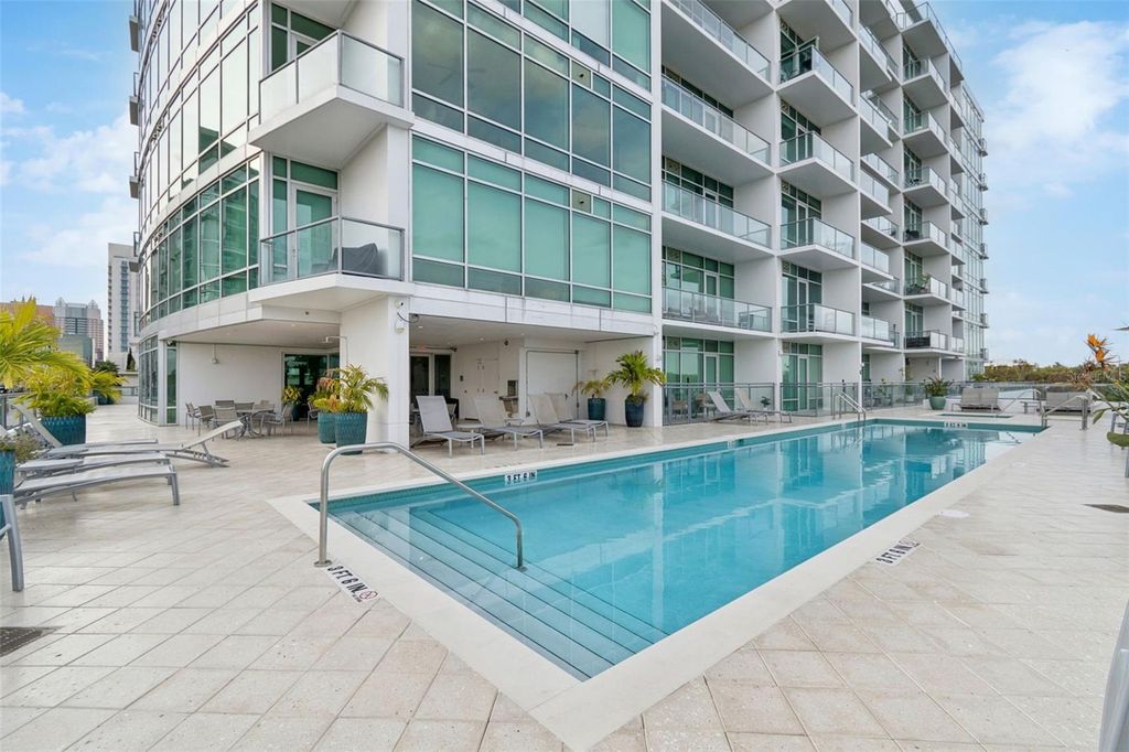 Image 28 of property listing at 101 S EOLA DRIVE 808, Orlando, FL 32801