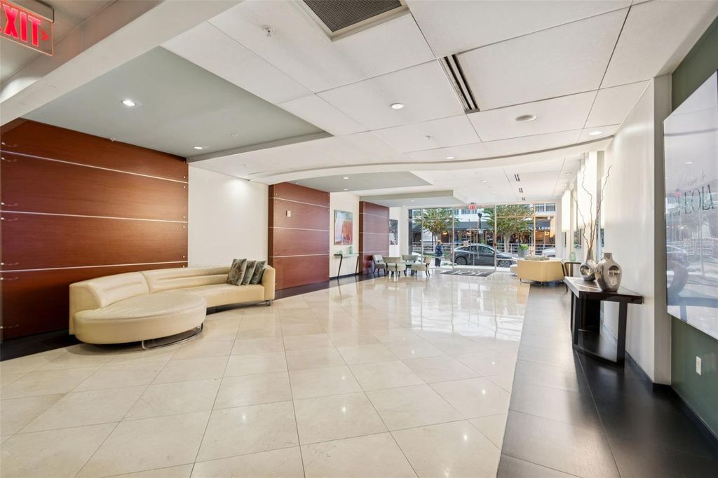 Image 5 of property listing at 101 S EOLA DRIVE 808, Orlando, FL 32801