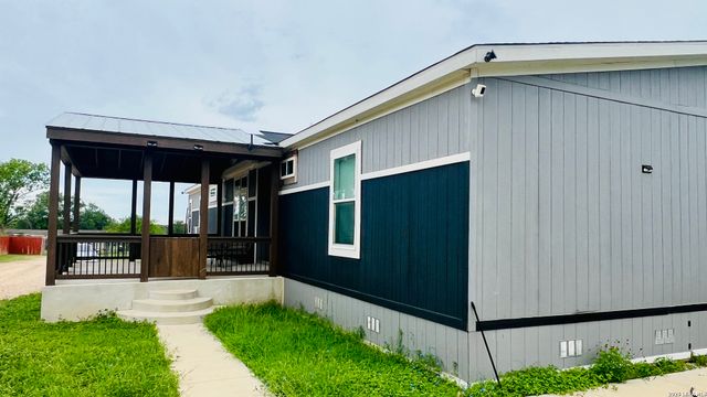 153 MAY RD, Pleasanton, TX 78064