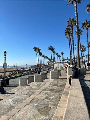 110 Alabama Street, Huntington Beach, CA 92648