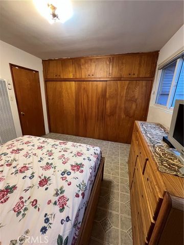 110 Alabama Street, Huntington Beach, CA 92648