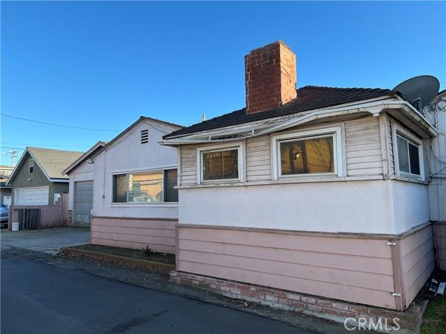 110 Alabama Street, Huntington Beach, CA 92648