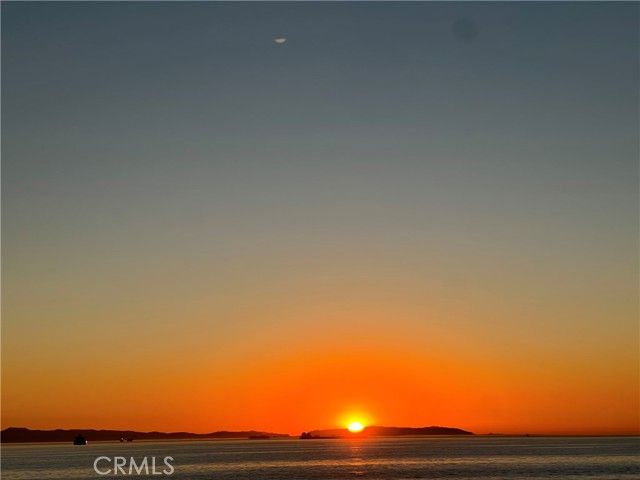 110 Alabama Street, Huntington Beach, CA 92648