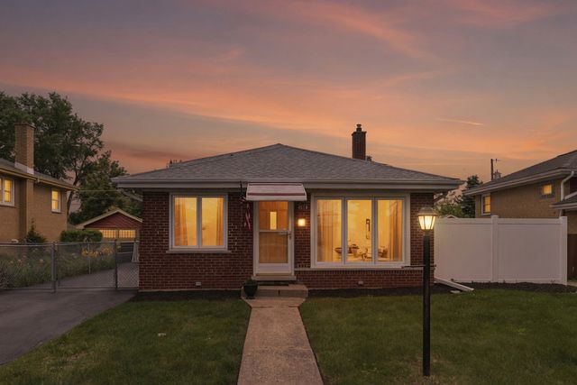 4519 Blanchan Avenue, Brookfield, IL 60513