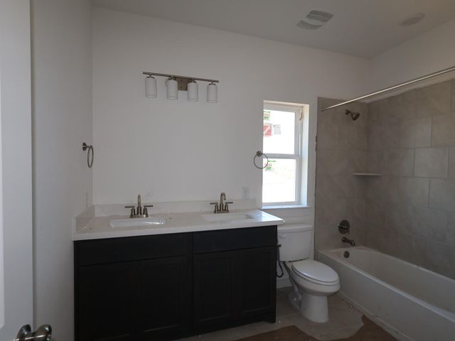 900 Purmela ST, Leander, TX 78641