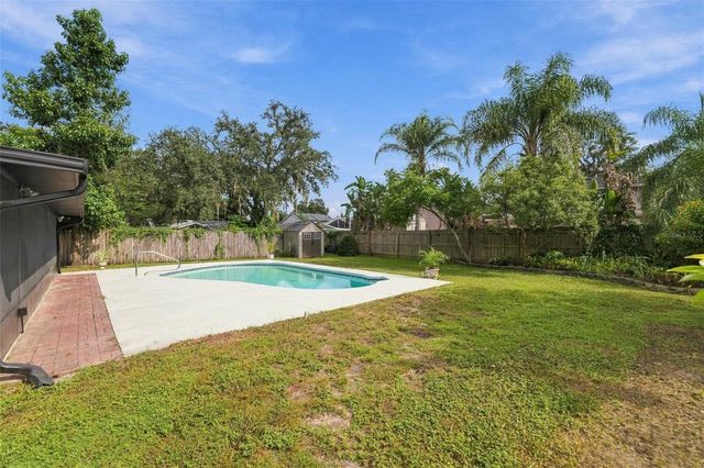 6107 OAK FERN COURT, Temple Terrace, FL 33617
