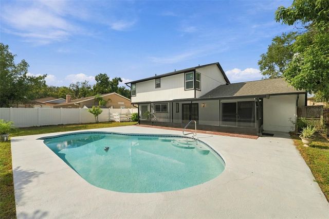 6107 OAK FERN COURT, Temple Terrace, FL 33617