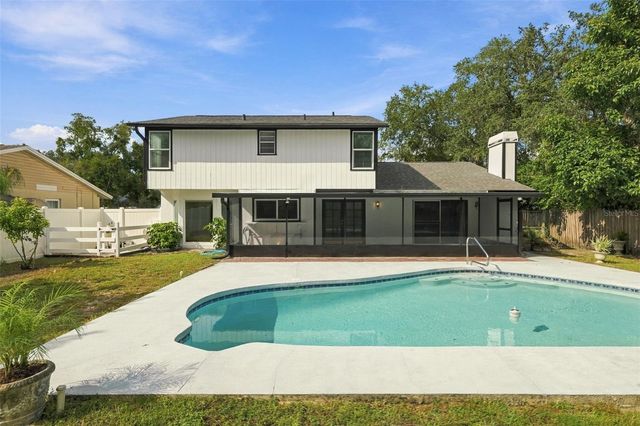 6107 OAK FERN COURT, Temple Terrace, FL 33617