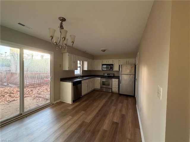 2039 Allison DR, Chesapeake, VA 23325