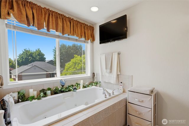 17701 NE 25th Street, Vancouver, WA 98684