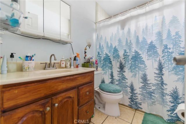 2526 Flower Street, Huntington Park, CA 90255