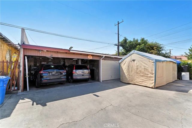 2526 Flower Street, Huntington Park, CA 90255