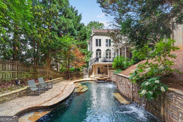 800 Lake Summit Drive, Atlanta, GA 30342