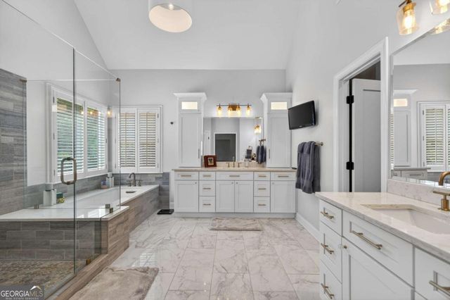 800 Lake Summit Drive, Atlanta, GA 30342