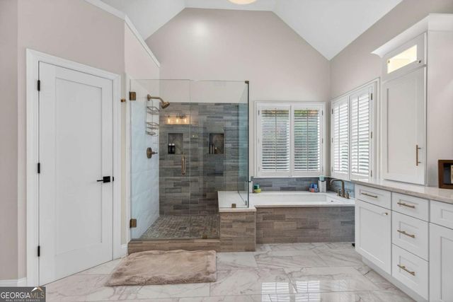 800 Lake Summit Drive, Atlanta, GA 30342