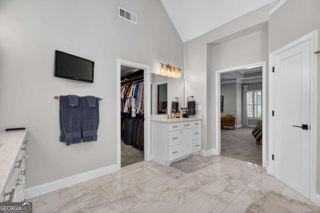 800 Lake Summit Drive, Atlanta, GA 30342