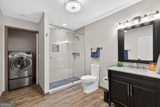 800 Lake Summit Drive, Atlanta, GA 30342