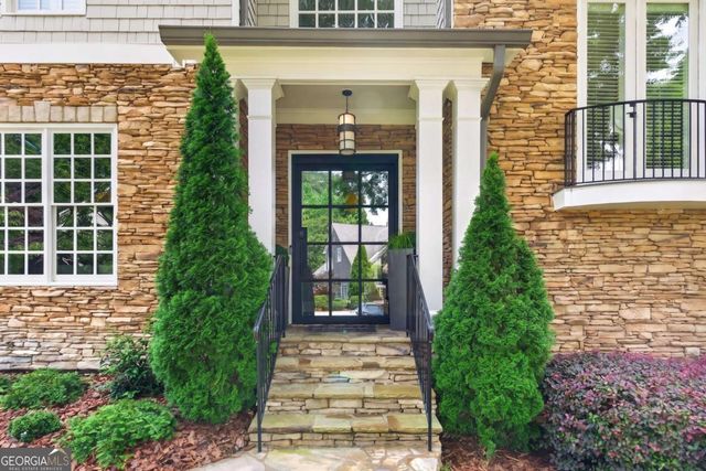 800 Lake Summit Drive, Atlanta, GA 30342
