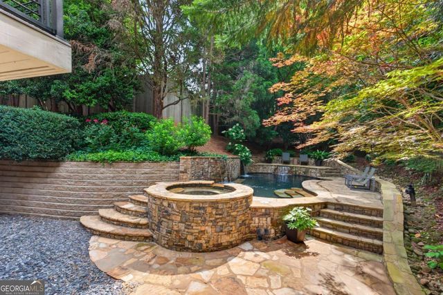 800 Lake Summit Drive, Atlanta, GA 30342