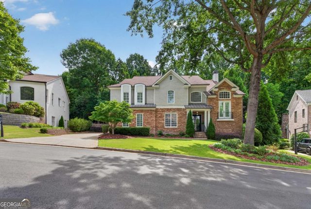 800 Lake Summit Drive, Atlanta, GA 30342
