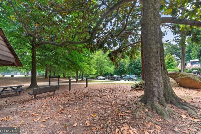 800 Lake Summit Drive, Atlanta, GA 30342