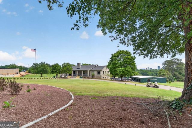 800 Lake Summit Drive, Atlanta, GA 30342