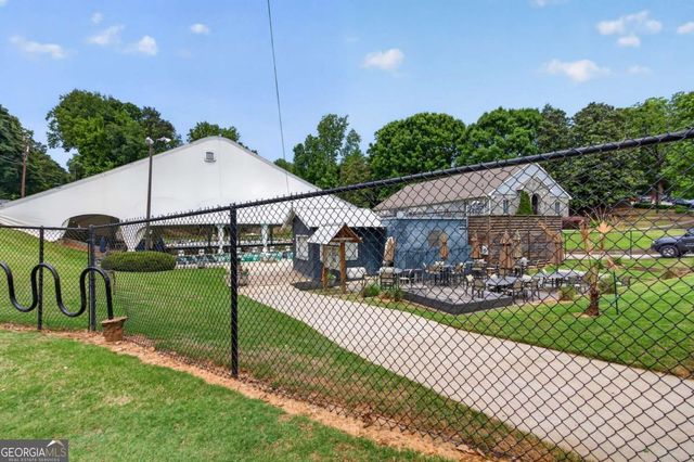 800 Lake Summit Drive, Atlanta, GA 30342