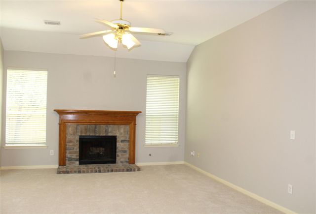 43 S Lace Arbor Drive, The Woodlands, TX 77382