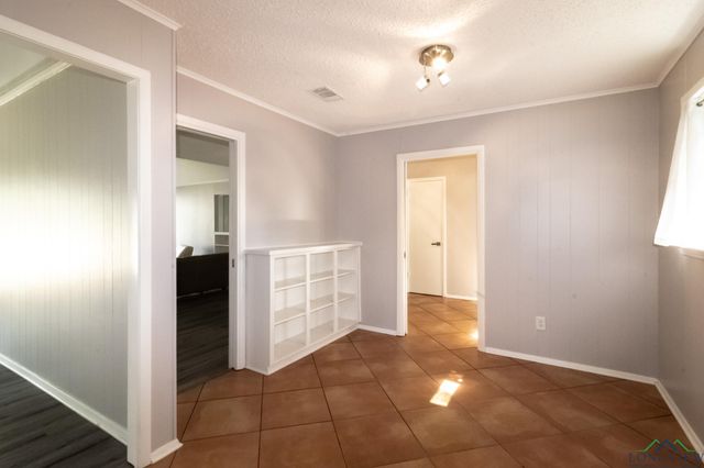 2104 McCann Road, Longview, TX 75601