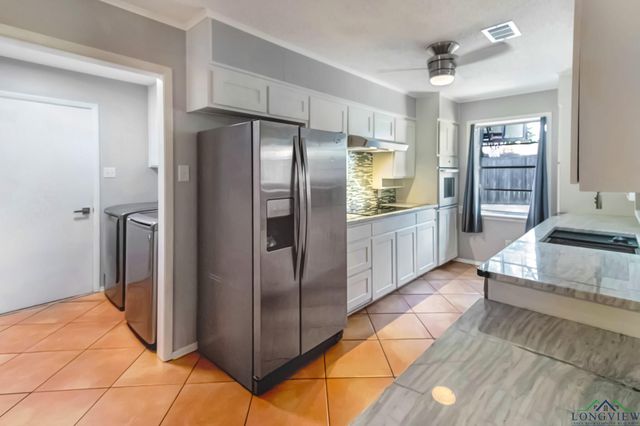 2104 McCann Road, Longview, TX 75601