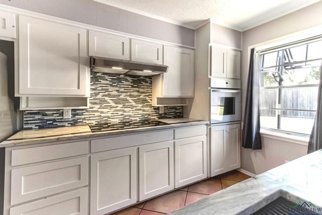 2104 McCann Road, Longview, TX 75601