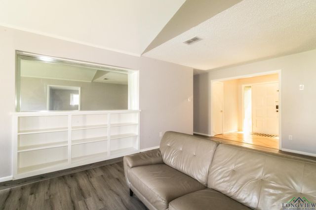 2104 McCann Road, Longview, TX 75601