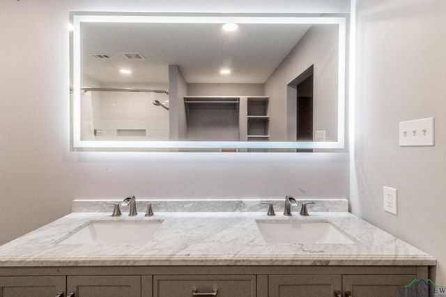 2104 McCann Road, Longview, TX 75601