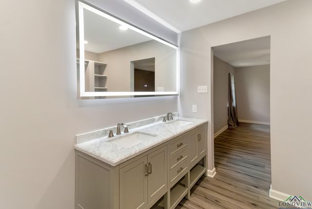 2104 McCann Road, Longview, TX 75601