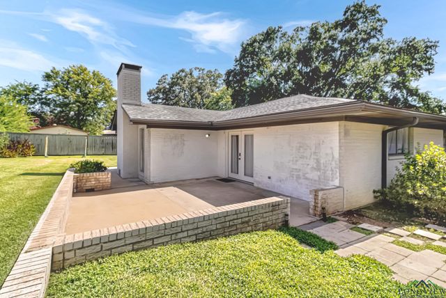 2104 McCann Road, Longview, TX 75601