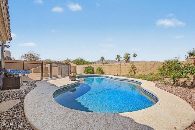1320 E COTTONWOOD Lane, Phoenix, AZ 85048