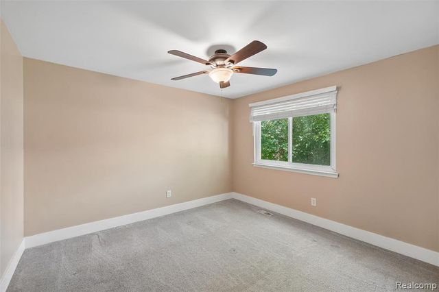 5752 Sunset Trail, Ypsilanti, MI 48197